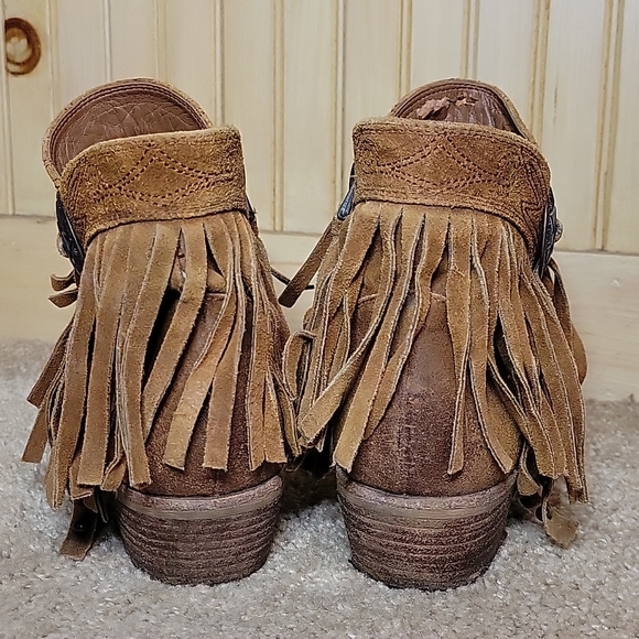 Booties - Picture 3 of 7